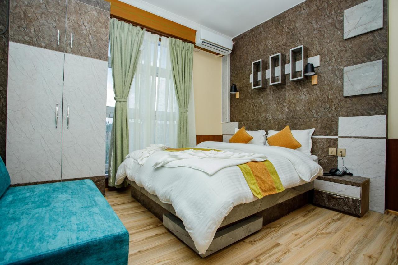 Gauri Shankar Hotel Nagarkot Bagian luar foto