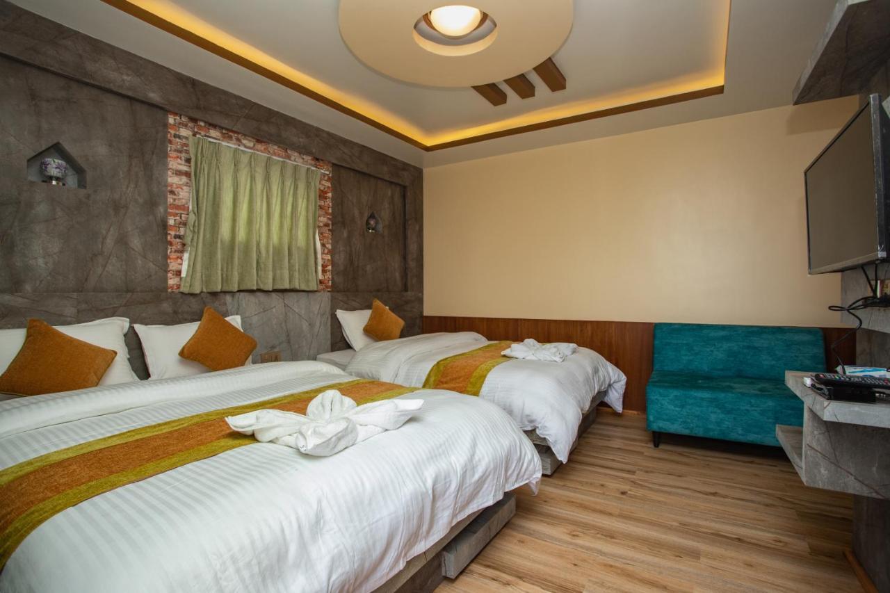 Gauri Shankar Hotel Nagarkot Bagian luar foto