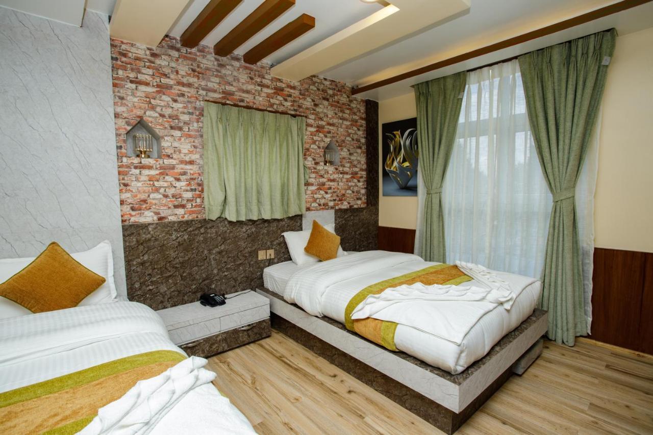 Gauri Shankar Hotel Nagarkot Bagian luar foto