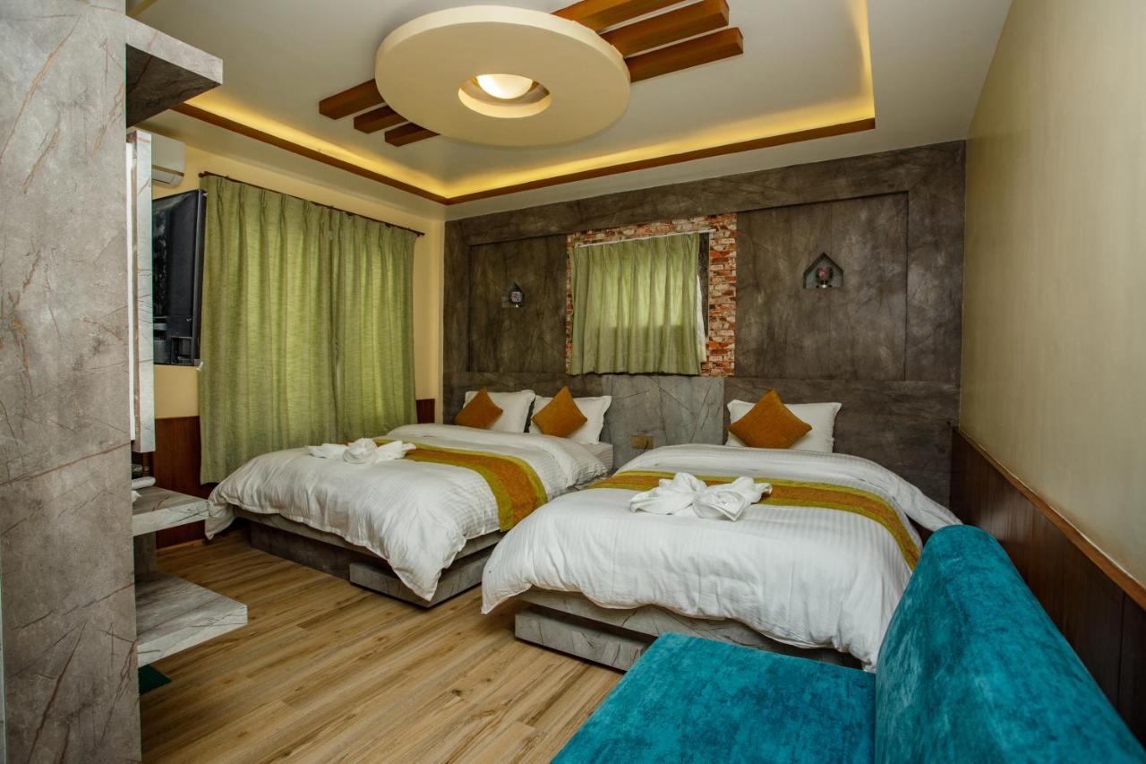 Gauri Shankar Hotel Nagarkot Bagian luar foto