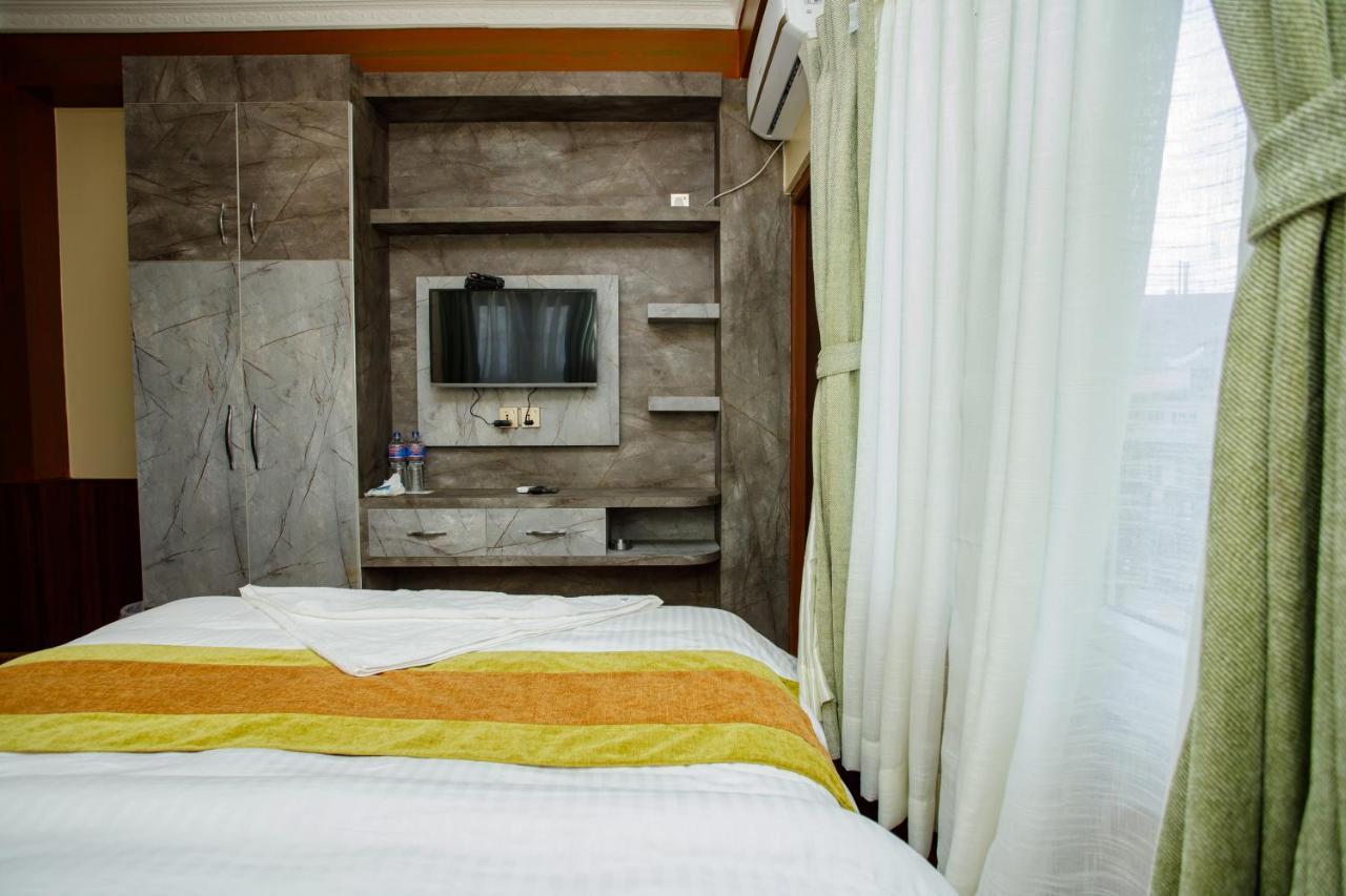 Gauri Shankar Hotel Nagarkot Bagian luar foto