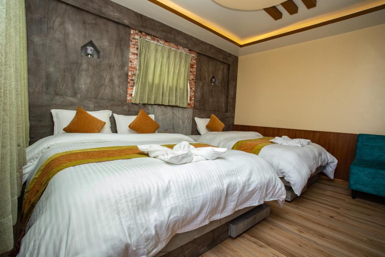 Gauri Shankar Hotel Nagarkot Bagian luar foto