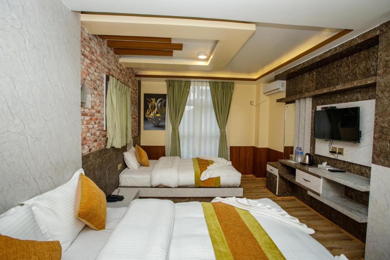 Gauri Shankar Hotel Nagarkot Bagian luar foto