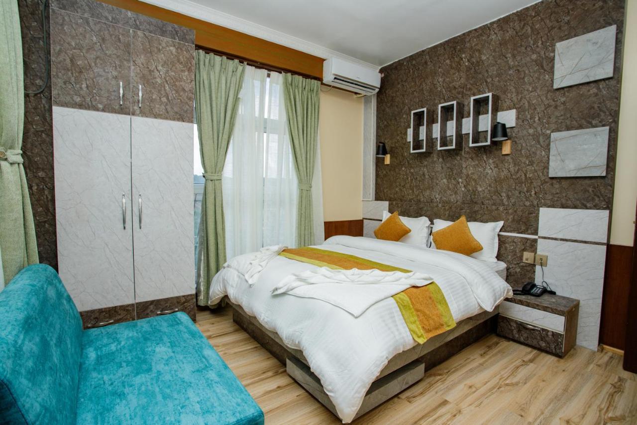 Gauri Shankar Hotel Nagarkot Bagian luar foto